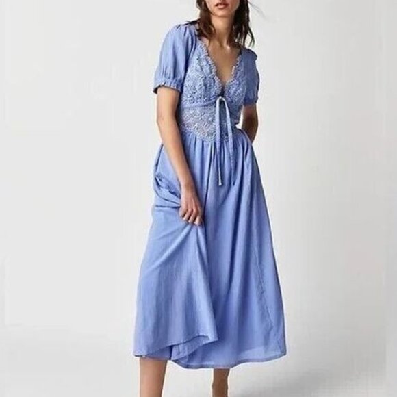 Free People Dresses & Skirts - FREE PEOPLE all you need is lace midi dress Sz M NEW